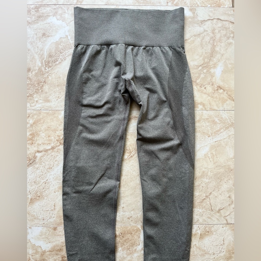 NVGTN Khaki Green Curve Seamless Leggings